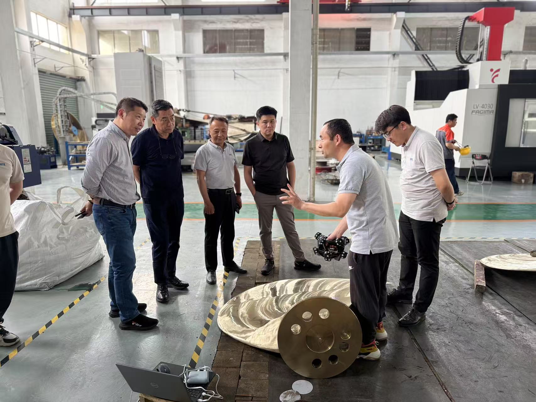 Zhenjiang Jin Ye Propeller Co., Ltd. Приветствует пересмотр команды морской движения Kongsberg, и обе стороны имеют углубленные обмены